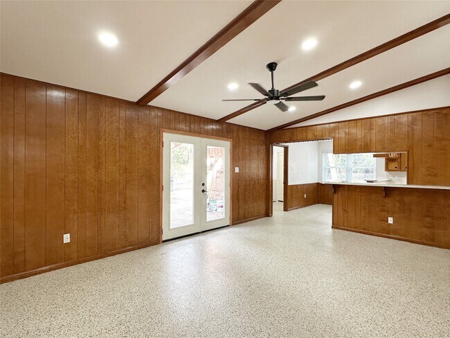 Foto del edificio - 24342 Webb St