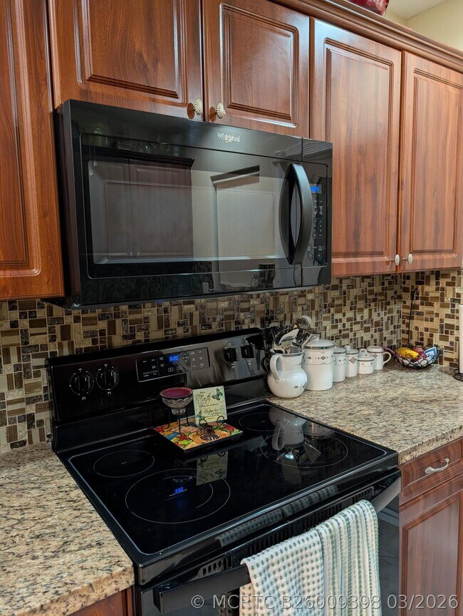 Foto del edificio - 2734 NE 27th Ct