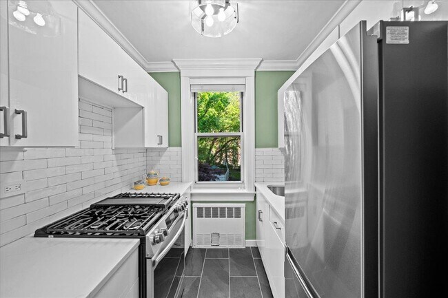 Foto del edificio - 629 Kappock St