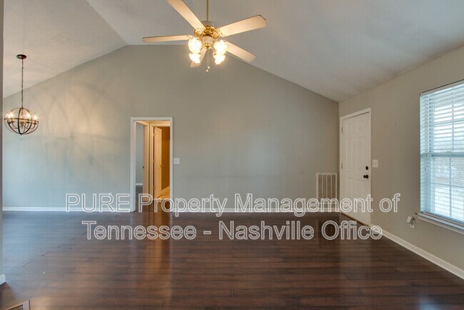 Foto del edificio - 1020 Saddlestone Dr