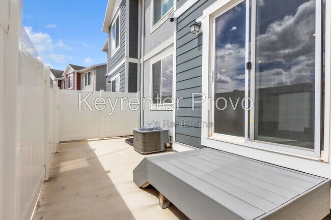 Foto del edificio - 1109 W Fox Run Ave