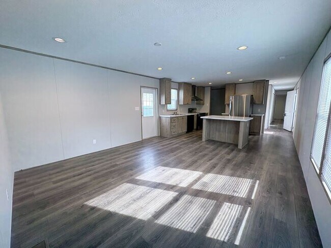 Foto del edificio - 10610 State Rte 762