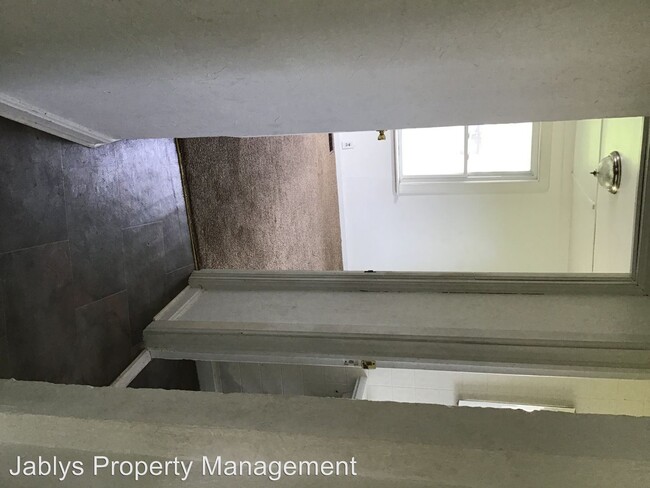 Foto del edificio - 3 br, 1 bath House - 4505 Clark St