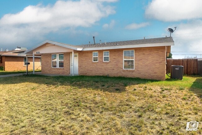 Foto del edificio - 4328 Conley Ave