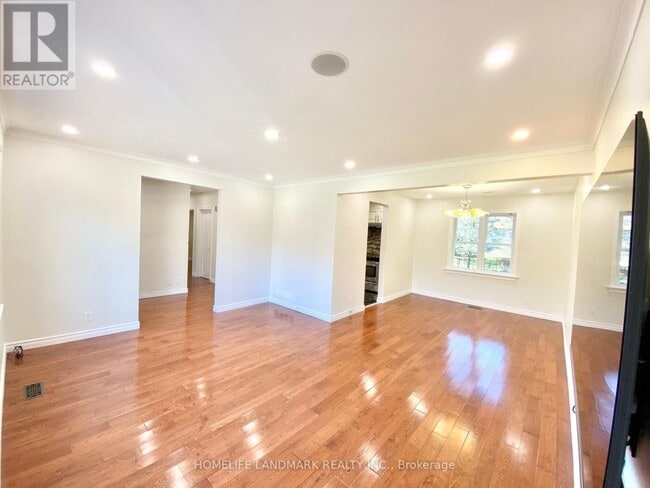 Photo du bâtiment - 70 Shilton Rd