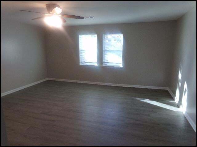 Building Photo - 1807 Sanford Dr