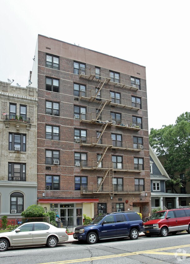 Building Photo - 979-985 Ocean Ave