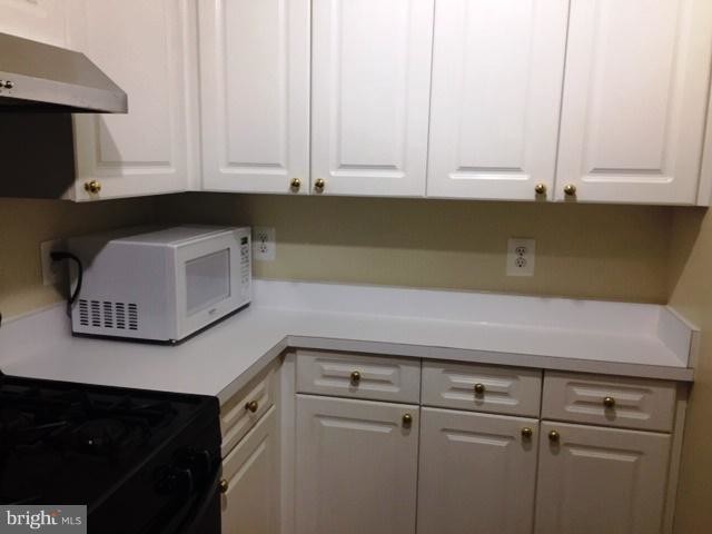 Foto del edificio - 20322 Beechwood Terrace