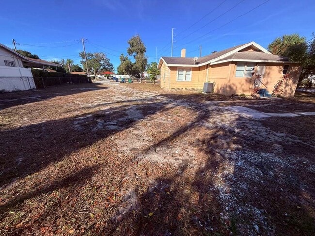 Foto del edificio - Jackson Heights Beautiful  3/2 Homec