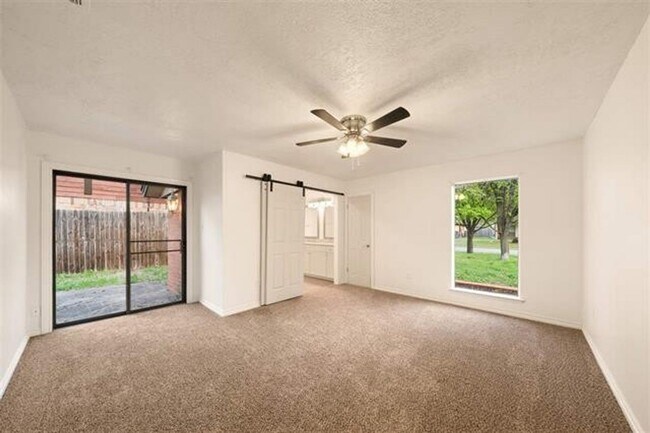 Building Photo - Lovely Eastside Home