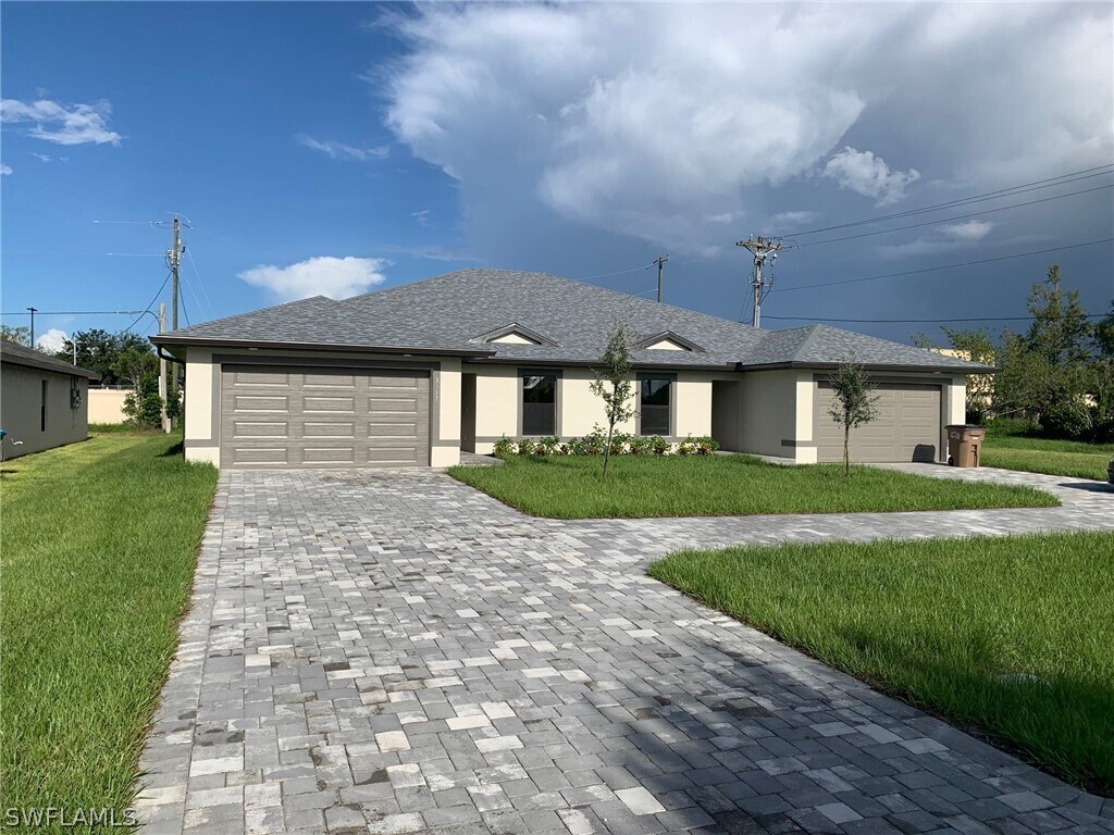 Primary Photo - 3533 SW 8th Pl