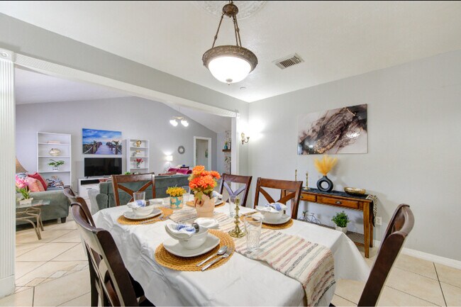 Foto del edificio - 11338 Eagle View Ln