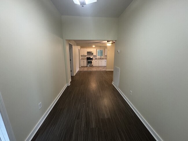 Building Photo - 6263 Nashville Hwy