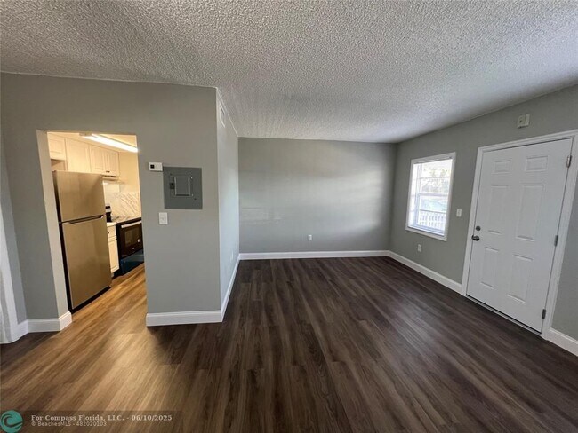 Foto del edificio - 2605 NW 135th St