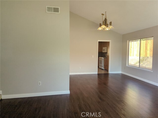 Foto del edificio - 1331 Parkside Dr