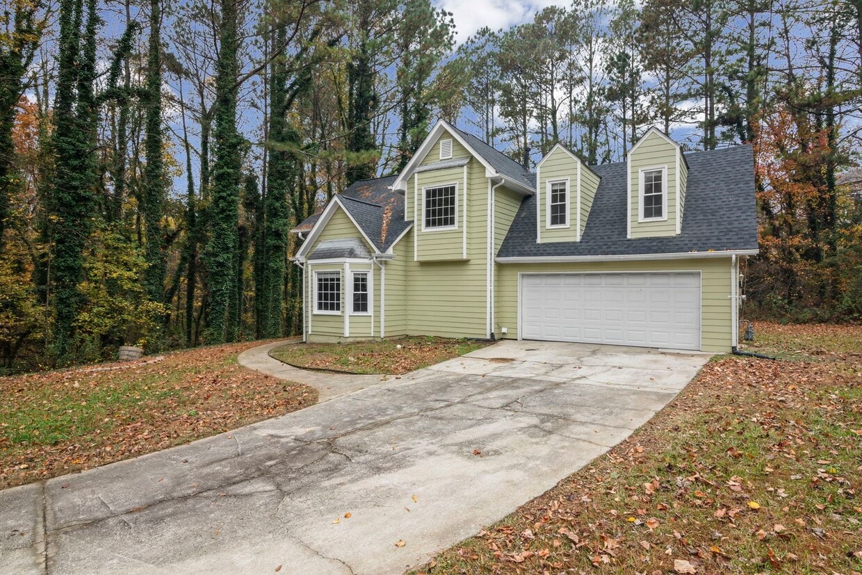 Primary Photo - Mableton - For Rent $2000.00 - 4 bedrooms, 2.5 baths