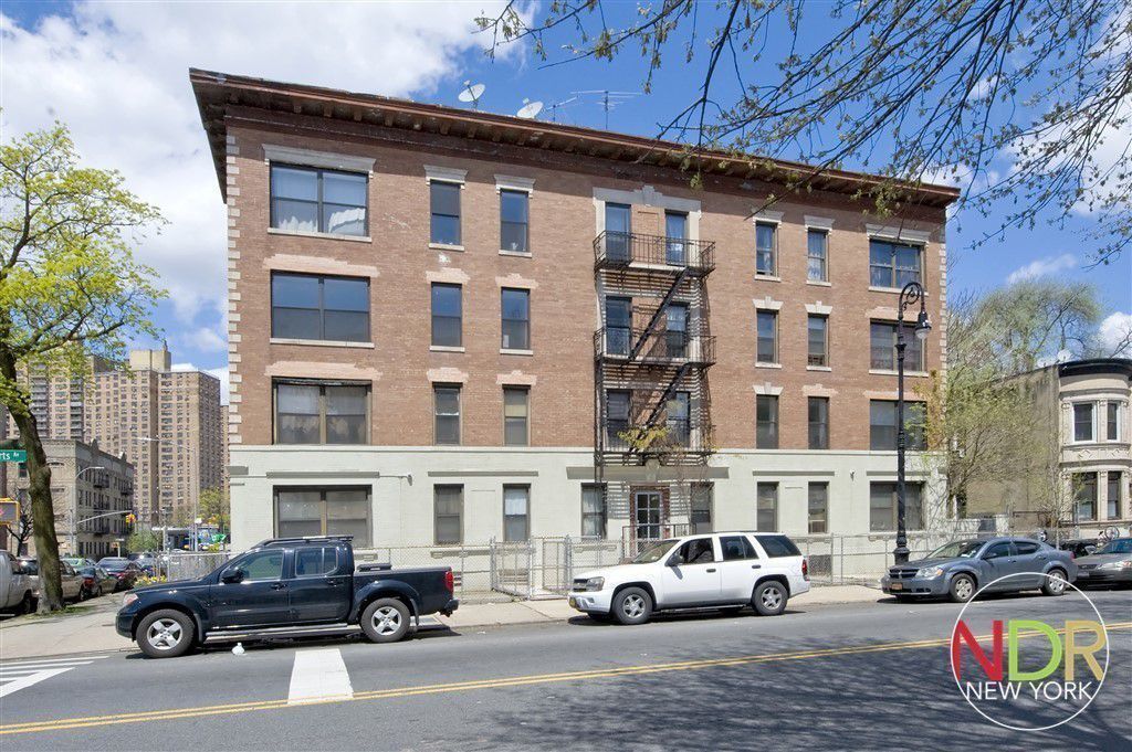 Building Photo - 133 Lefferts Ave