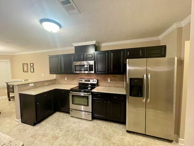 Foto del edificio - 3 Bedroom Ranch near Fort Gordon