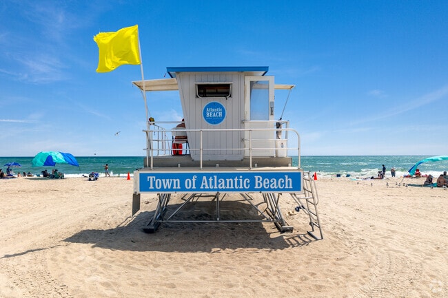 Atlantic Beach is only a 10-minute drive from Brandywine Bay.
