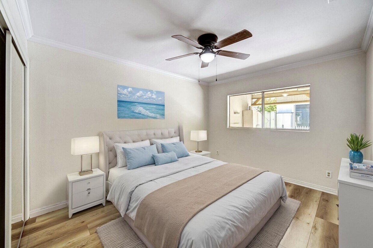 Foto principal - 7134 1/2 Yarmouth Ave