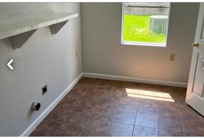 Building Photo - 1648 Kildeer St
