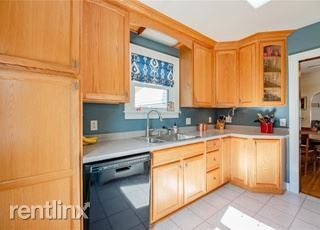 Building Photo - 2 br, 1.5 bath House - 51 Cambria Rd