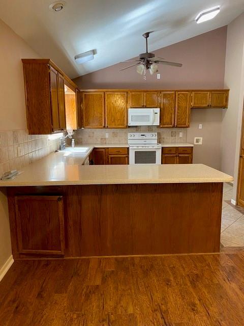 Foto del edificio - 2107 Greentree Dr