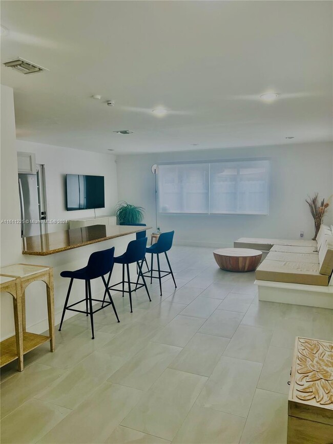 Building Photo - 480 NW 53rd Ave