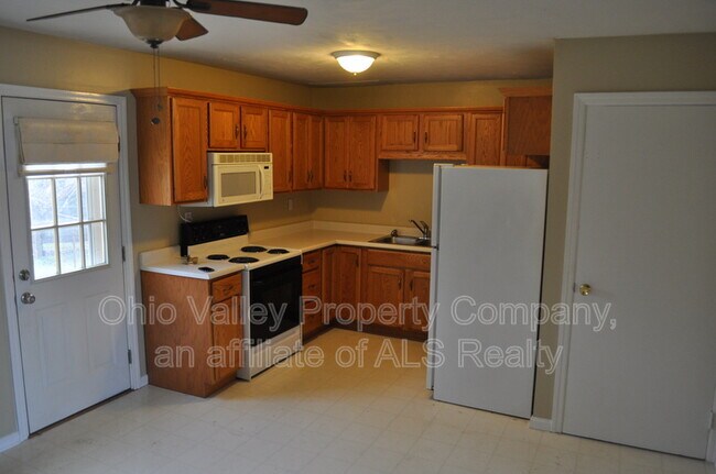 Foto del edificio - 4300 Ravenwood Dr