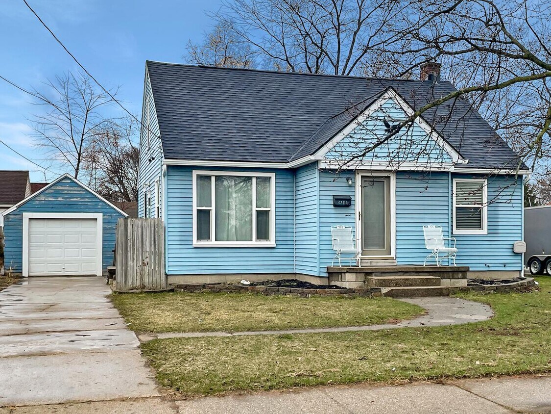 Foto principal - 4221 Buchanan Ave SW