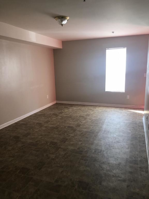 Building Photo - 312 Ardale Dr
