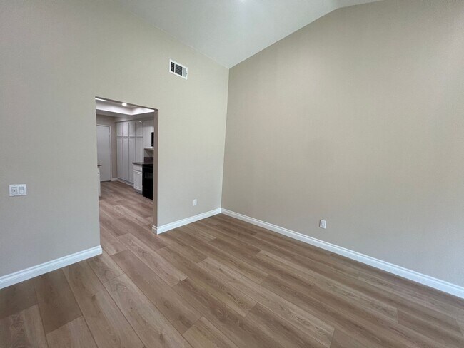 Foto del edificio - Capri Model Home in Leisure Village