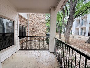 Building Photo - 6607 Brodie Ln