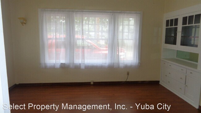 Foto del edificio - 3 br, 2 bath House - 1355 Hazel Street