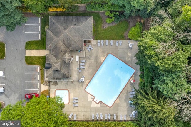 Foto del edificio - 112 Briarcliff Ct