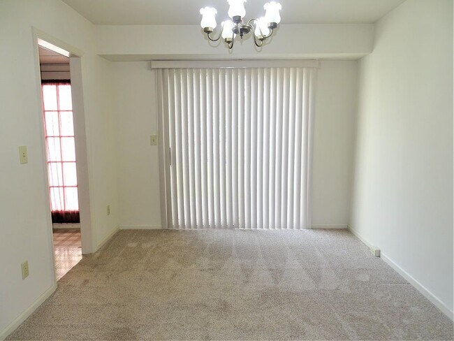 Foto del edificio - 106 S Court St