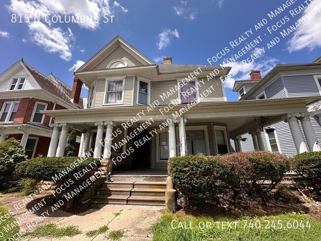 Building Photo - 815 N Columbus St