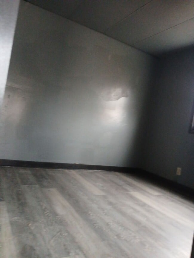 Building Photo - 3504 Blackstone Ave