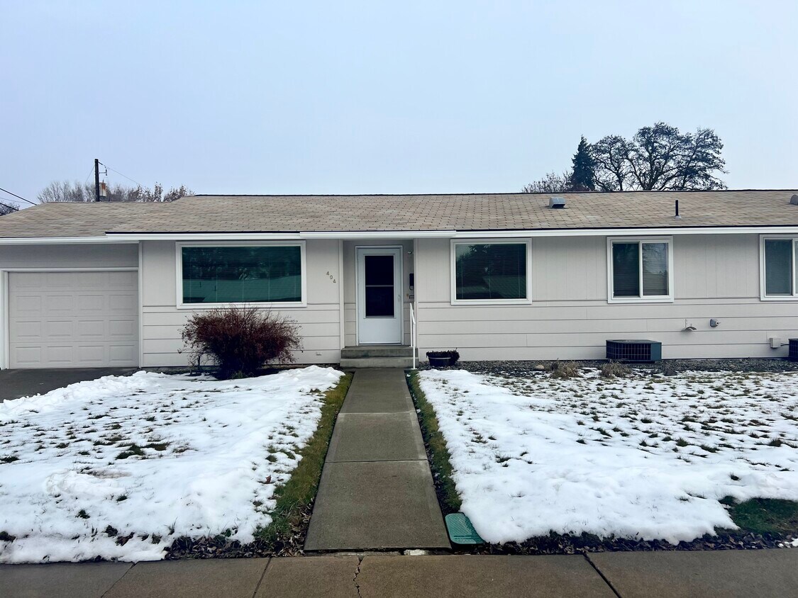 Foto principal - 404 S Walnut St