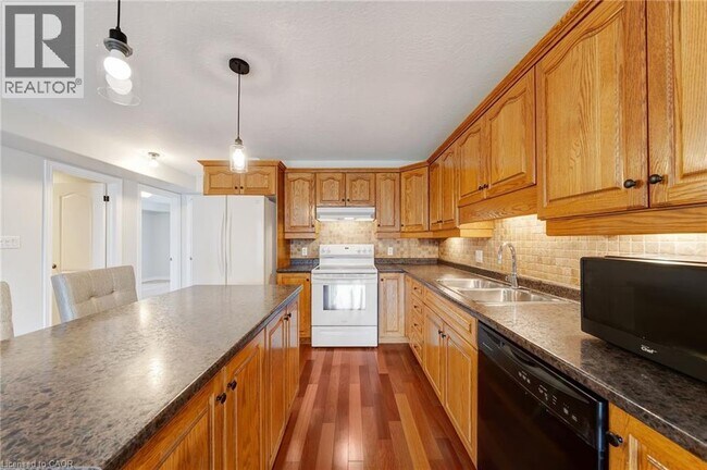 Building Photo - 50 Whitlaw Way