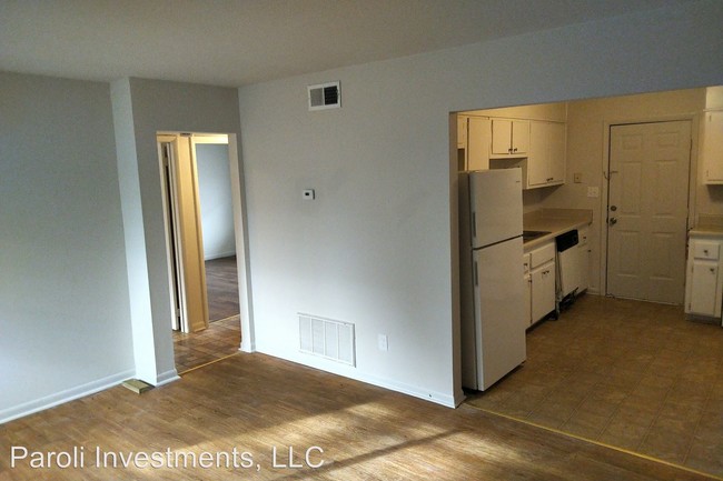 Building Photo - 2 br, 1 bath Apartment - 1728 West Forrest
