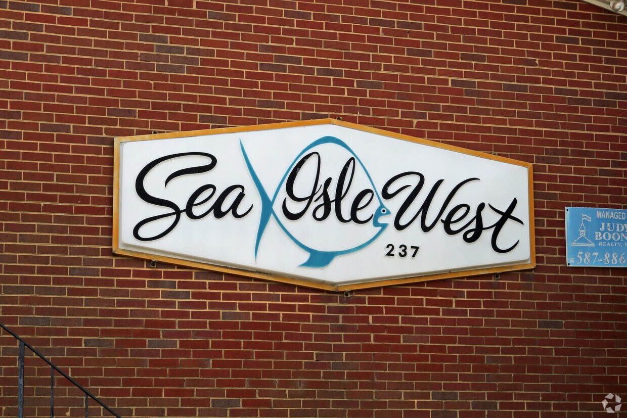 Building Photo - Sea Isle West
