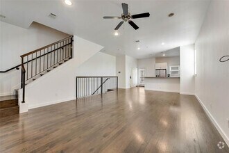 Building Photo - 3200 Ross Ave