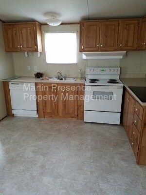 Building Photo - 4325 Greenwood Blvd