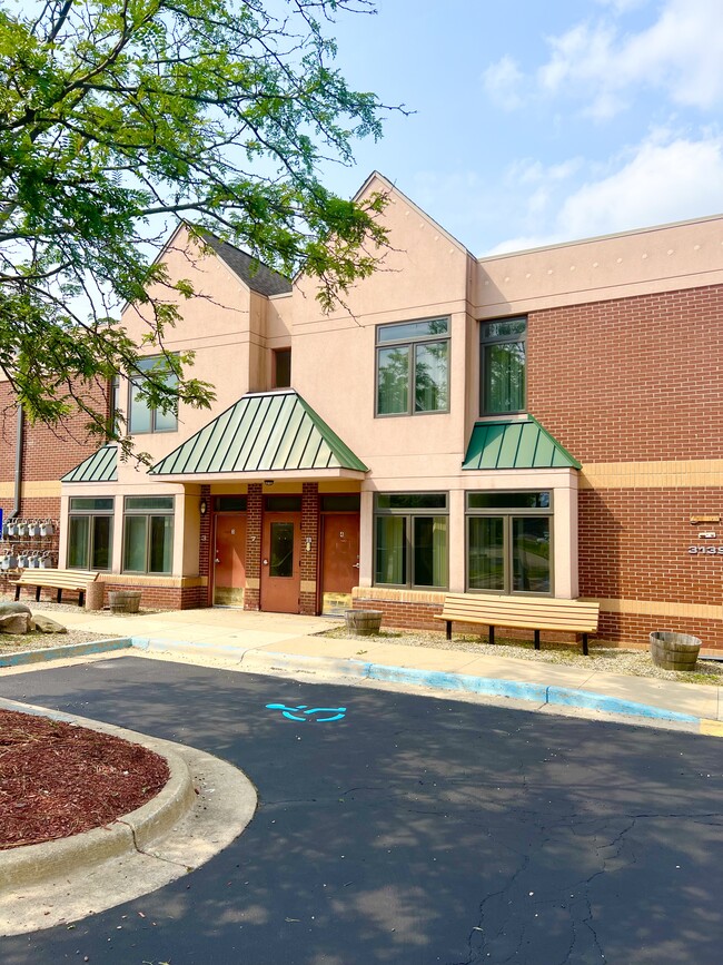 Building Photo - 3139 Professional Dr