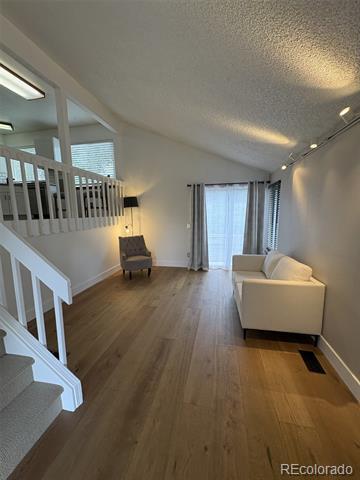 Foto del edificio - 9494 Devon Ct