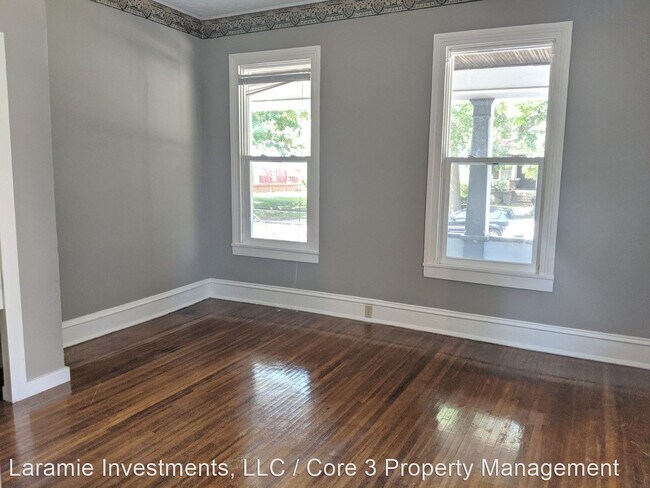 Building Photo - 505 E Chestnut St