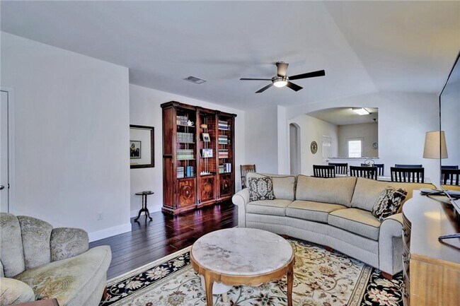 Foto del edificio - 124 Magpie Goose Ln