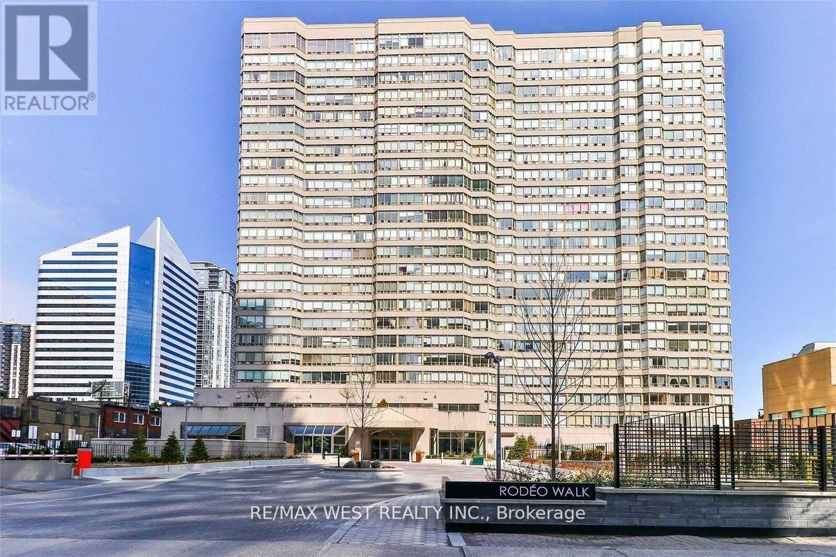 Photo principale - 1412-1430 GREENFIELD Ave