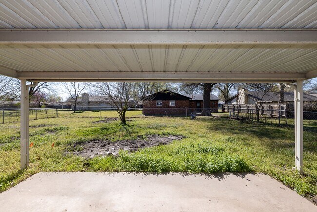 Foto del edificio - 3 Bed | 1.5 Bath | Tulsa | Move In Ready